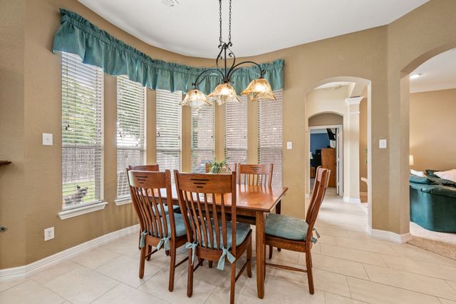 2806 Northwood Street, Grapevine, TX 76051