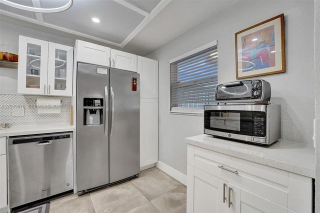5535 SW 24th Ave, Dania Beach, FL 33312
