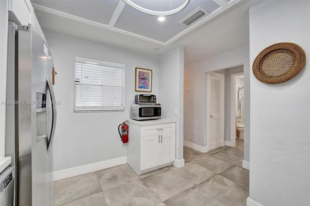 5535 SW 24th Ave, Dania Beach, FL 33312