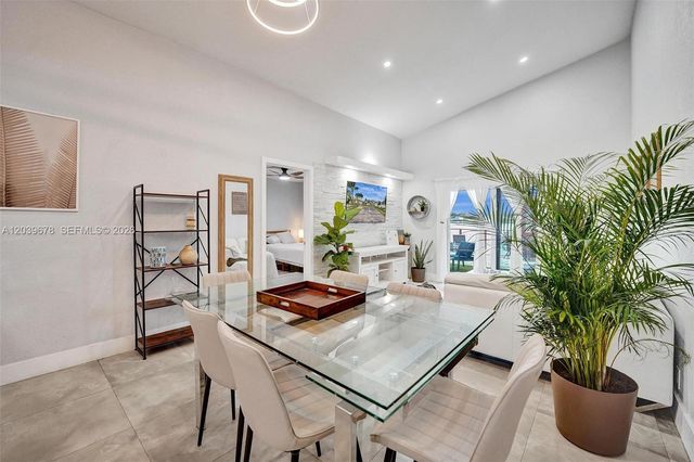 5535 SW 24th Ave, Dania Beach, FL 33312