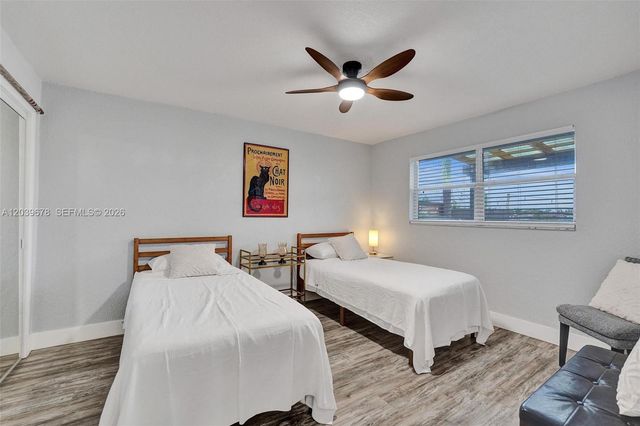 5535 SW 24th Ave, Dania Beach, FL 33312