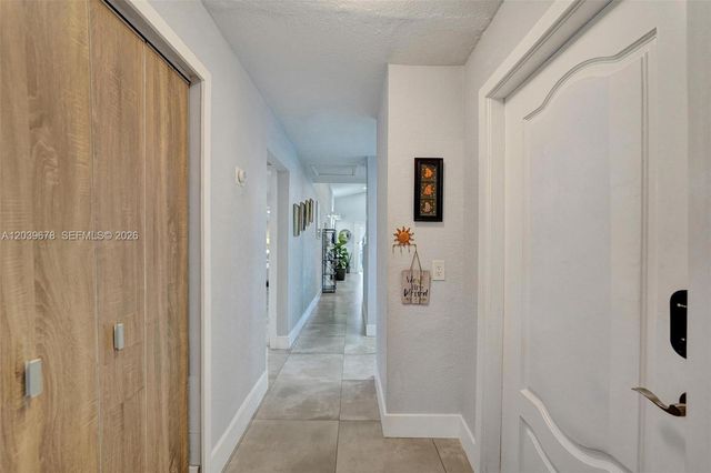 5535 SW 24th Ave, Dania Beach, FL 33312