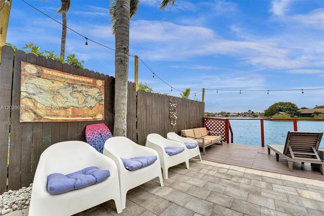 5535 SW 24th Ave, Dania Beach, FL 33312