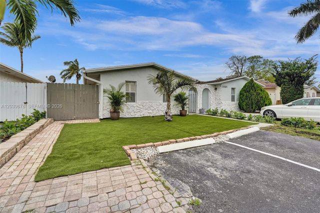 5535 SW 24th Ave, Dania Beach, FL 33312