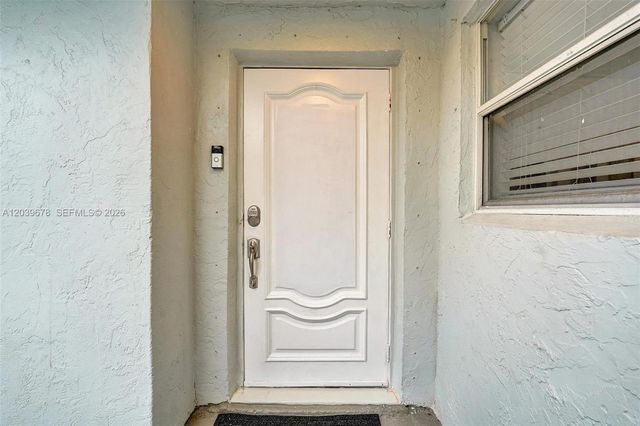 5535 SW 24th Ave, Dania Beach, FL 33312