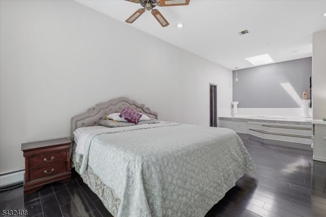 112 Knob Hill Rd, Washington Twp., NJ 07840
