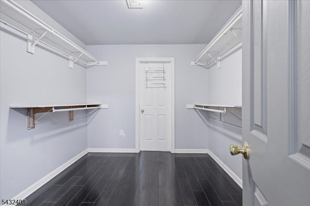112 Knob Hill Rd, Washington Twp., NJ 07840