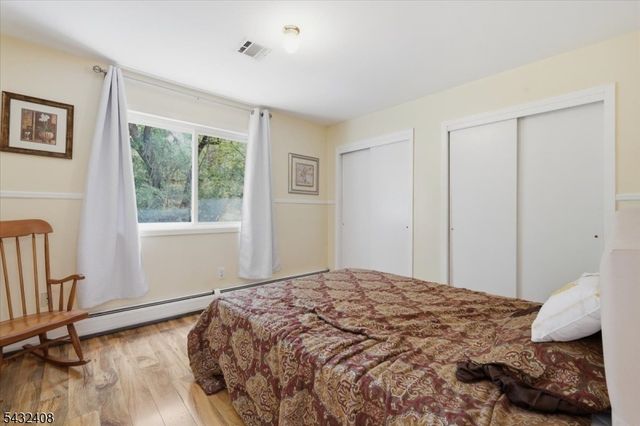 112 Knob Hill Rd, Washington Twp., NJ 07840