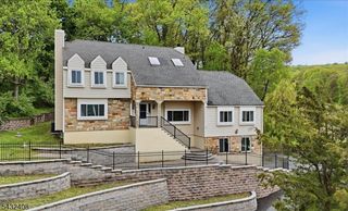 112 Knob Hill Rd, Washington Twp., NJ 07840