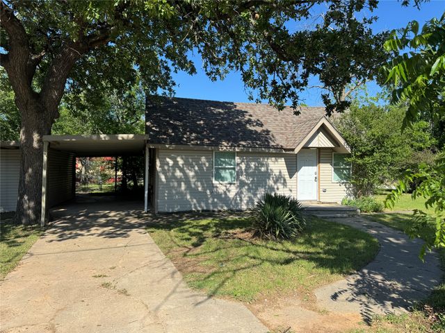 304 Morgan Mill Road, Stephenville, TX 76401