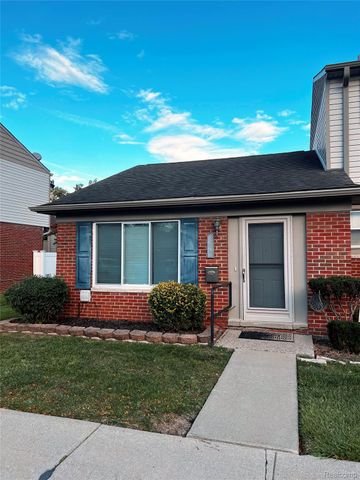 25746 Salem 20, Roseville, MI 48066