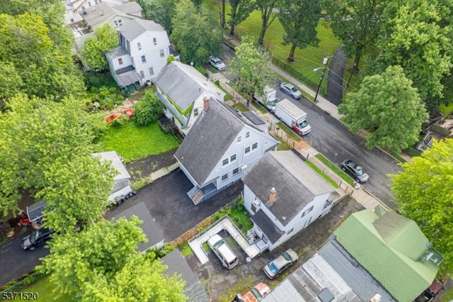 125 S Munn Ave, Newark City, NJ 07106
