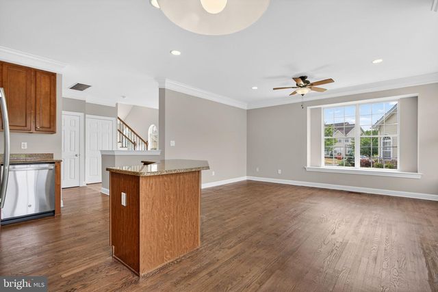 323 KESWICK DR, Swedesboro, NJ 08085