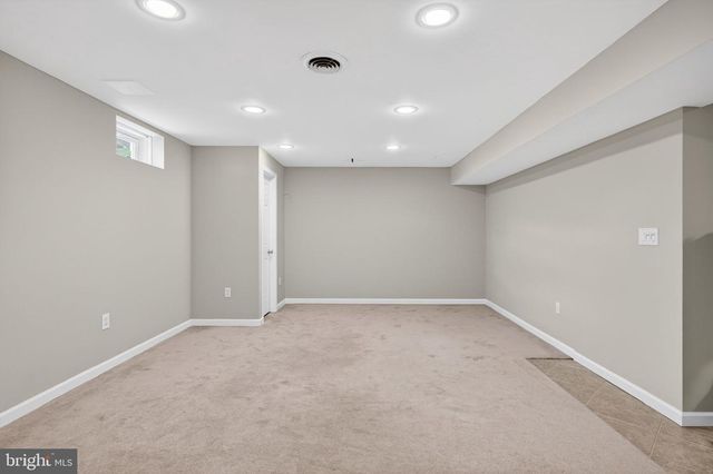 323 KESWICK DR, Swedesboro, NJ 08085