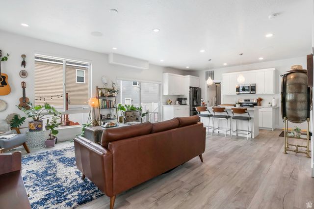 1601 W NEON WAY, West Valley City, UT 84119