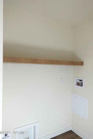 1011 N 34th Ave Trlr 59, Yakima, WA 98902