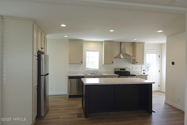 1011 N 34th Ave Trlr 59, Yakima, WA 98902