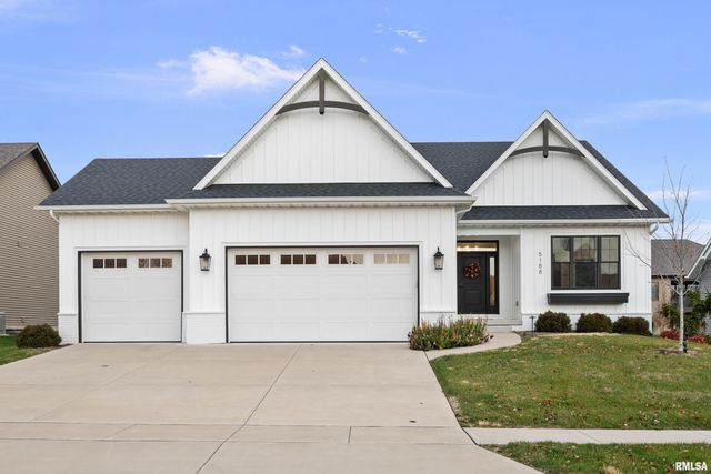 5188 S RICHMOND Circle, Bettendorf, IA 52722