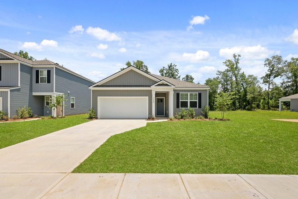 122 Cantley Way, Holly Hill, SC 29059