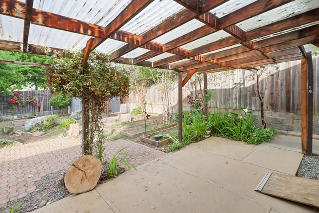 7219 Saffron Way, Citrus Heights, CA 95621