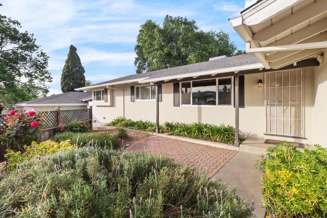 7219 Saffron Way, Citrus Heights, CA 95621