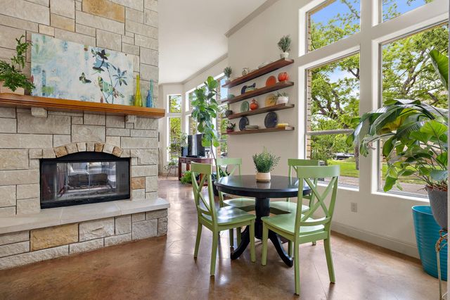 5319 Bull RUN, Austin, TX 78727