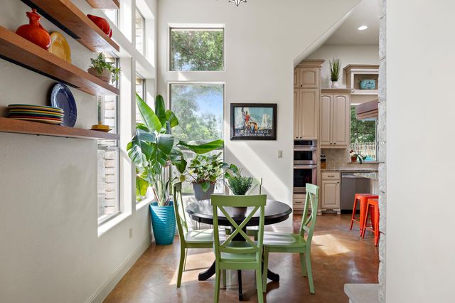 5319 Bull RUN, Austin, TX 78727