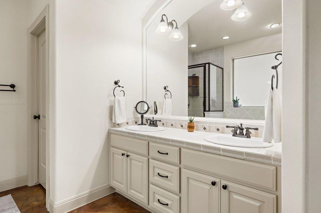 5319 Bull RUN, Austin, TX 78727
