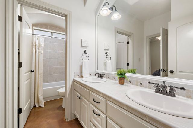 5319 Bull RUN, Austin, TX 78727