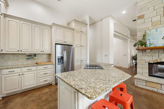 5319 Bull RUN, Austin, TX 78727