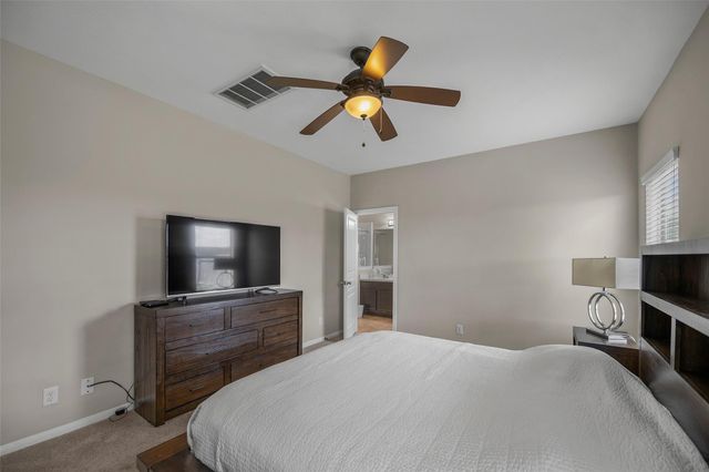 1102 Pecos Pass Drive, Richmond, TX 77406