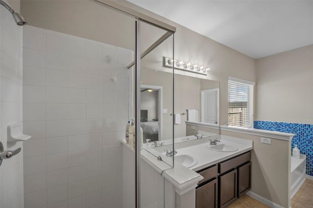 1102 Pecos Pass Drive, Richmond, TX 77406