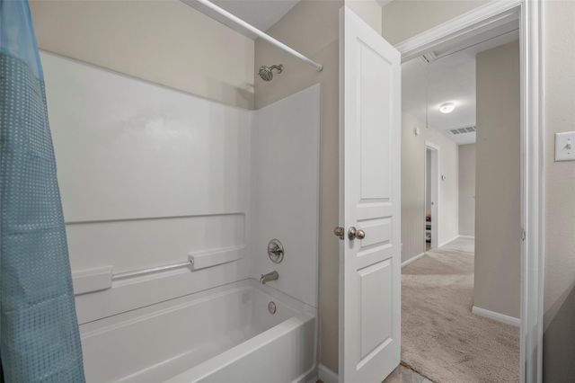 1102 Pecos Pass Drive, Richmond, TX 77406