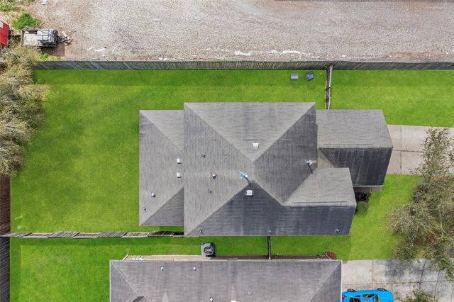 1102 Pecos Pass Drive, Richmond, TX 77406