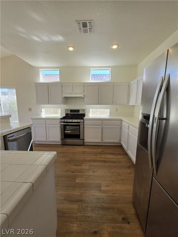 5720 Emerald View Street, Las Vegas, NV 89130