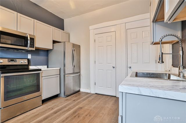 62 Pioneer Street, Dayton, OH 45405