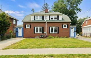 166 Roger Williams Avenue, East Providence, RI 02916