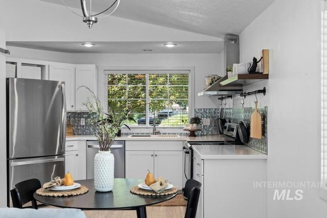 4486 N Citrus Ave, Boise, ID 83713