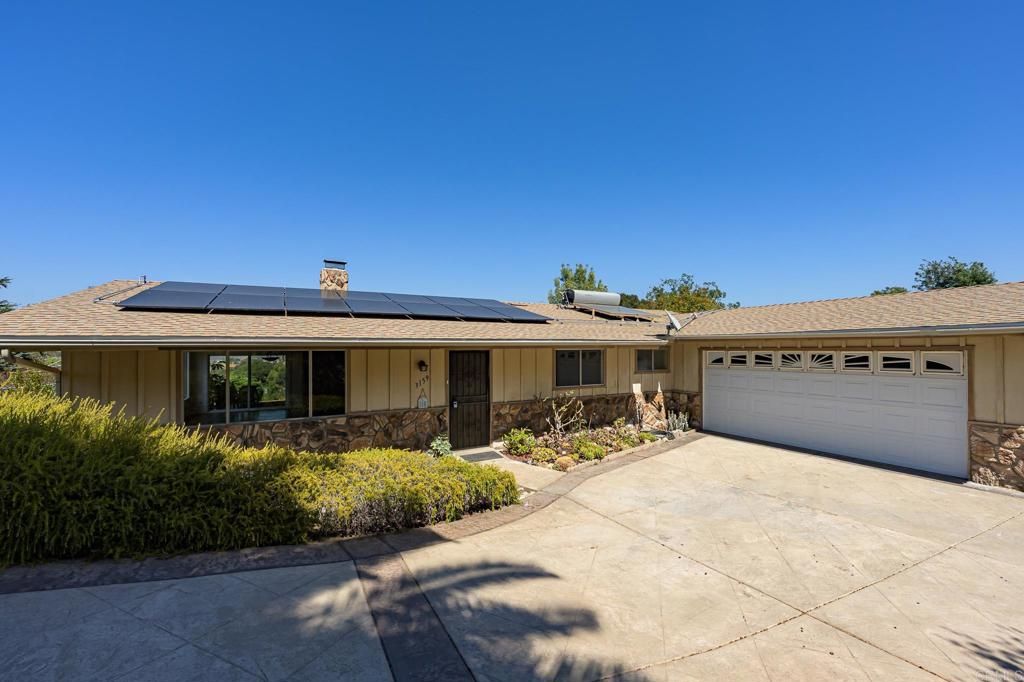 3159 Blackwell Drive, Vista, CA 92084 — exterior