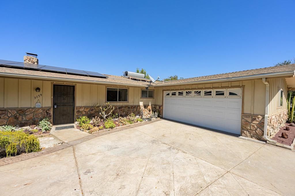 3159 Blackwell Drive, Vista, CA 92084 — photo 2