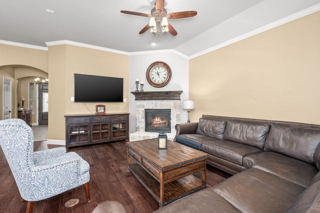 708 Rio Concho Trail, Mckinney, TX 75071
