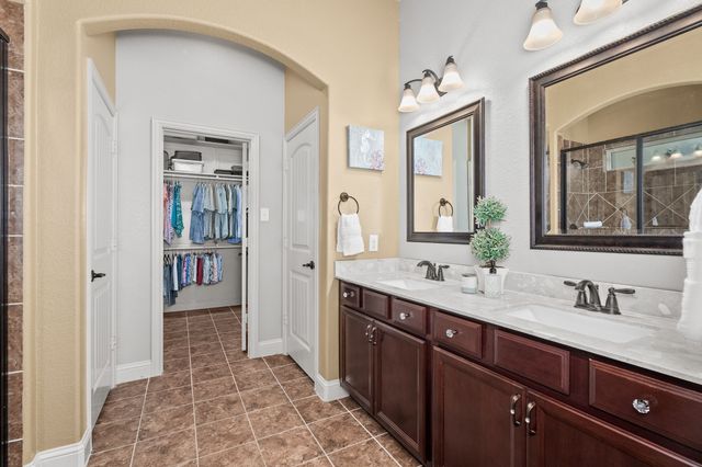 708 Rio Concho Trail, Mckinney, TX 75071