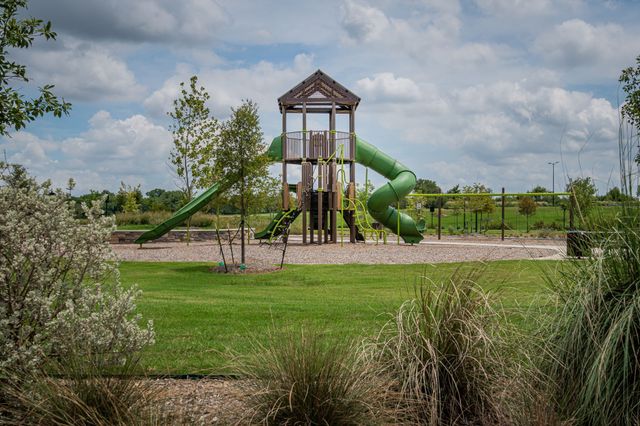 708 Rio Concho Trail, Mckinney, TX 75071