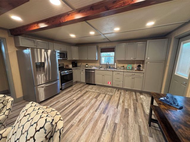 138 Cooper Ln, Smithville, TN 37166