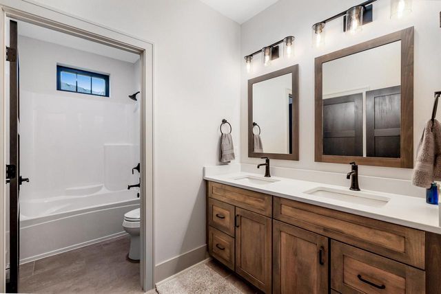 N55W25295 Crescent Hill DRIVE, Sussex, WI 53089