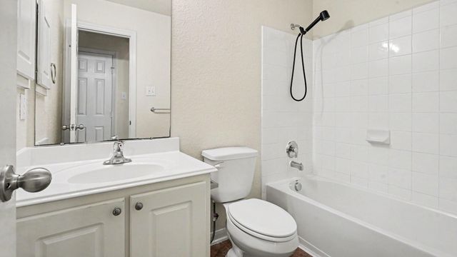 3034 Ripple Bend Court, Pearland, TX 77581