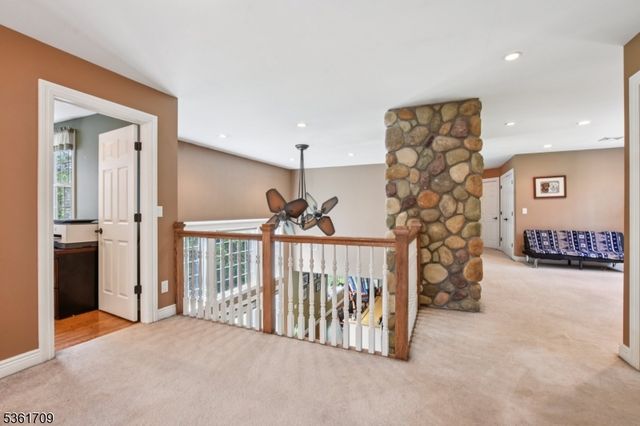 3 Ridge Ln, Independence Twp., NJ 07840