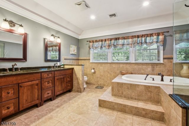 3 Ridge Ln, Independence Twp., NJ 07840