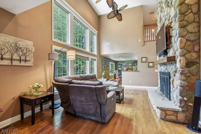 3 Ridge Ln, Independence Twp., NJ 07840
