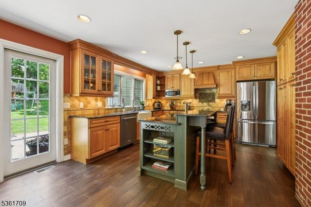 3 Ridge Ln, Independence Twp., NJ 07840